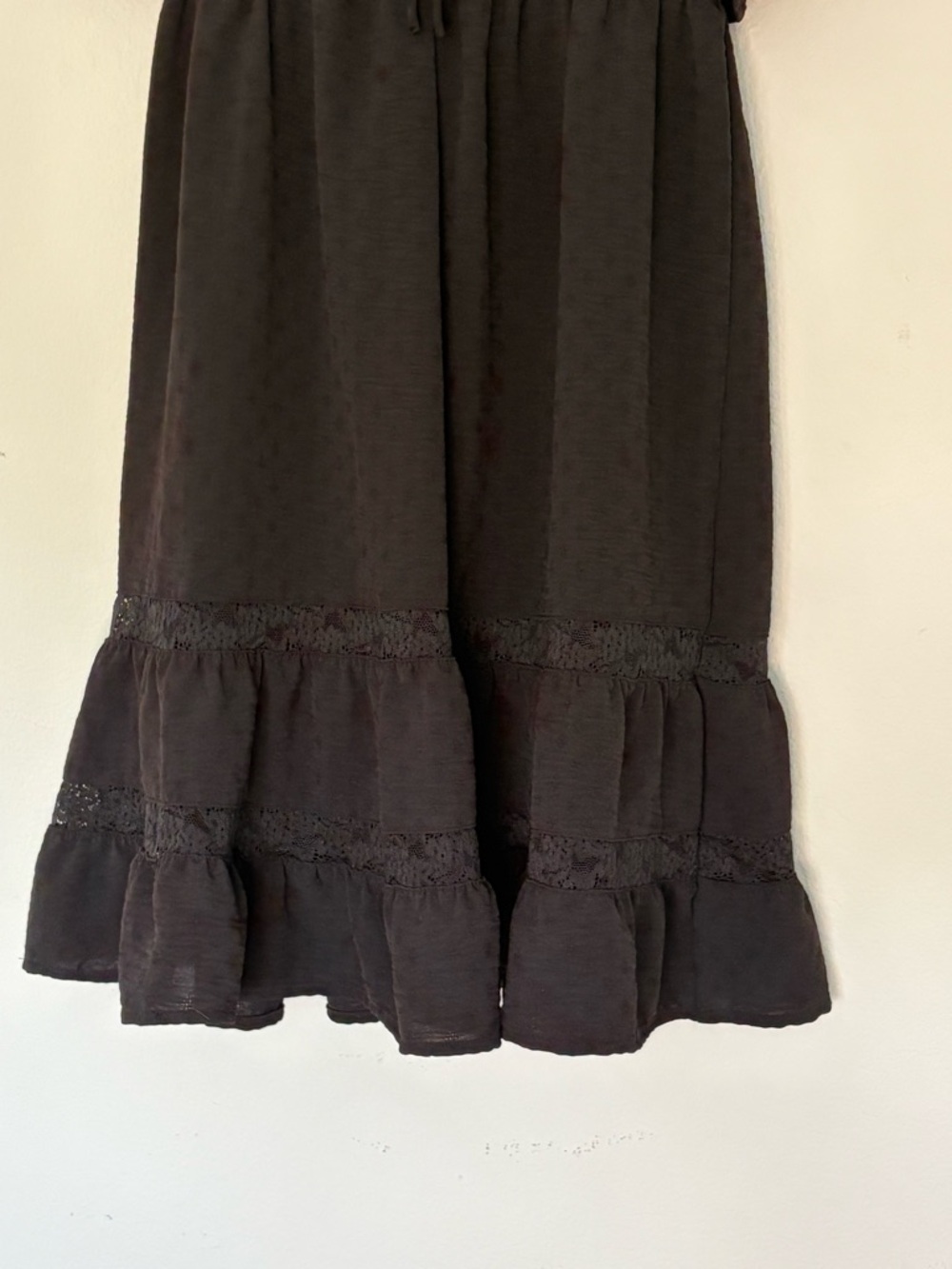 SO Black Short Sleeve Tiered Baby Doll Dress - Picture 9 of 12